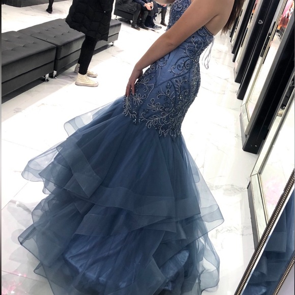 Vienna Prom Dress NEVER WORN - Picture 4 of 4